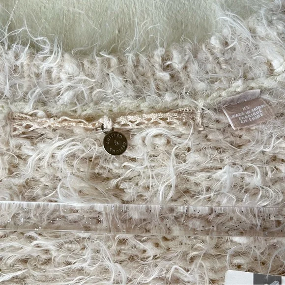 NWT Anthropologie Fuzzy Sweater - Picture 6 of 7